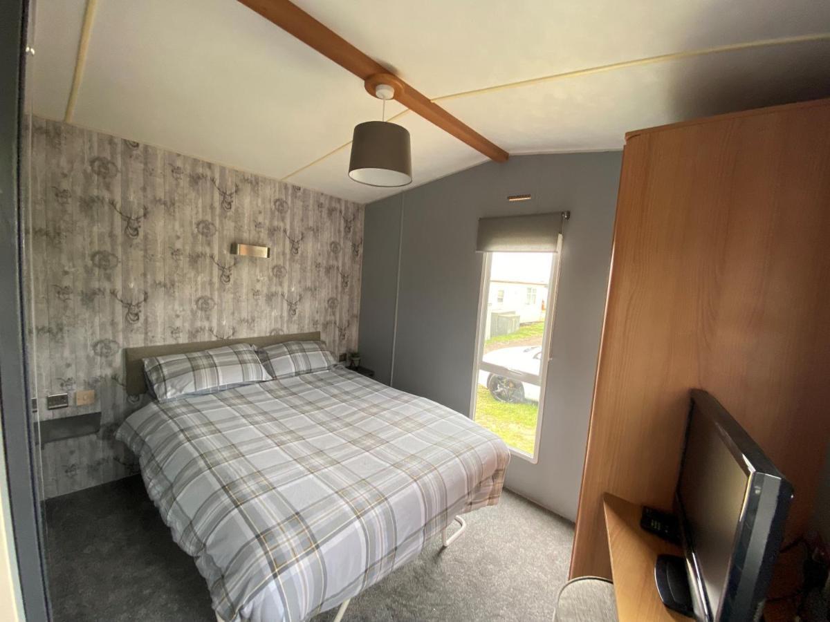 Holiday home Promenade 852 - Pet Friendly, Wifi And Just A Few Steps From The Beach, Close To Fantasy Island - Meadow Lakes Caravan & Hire