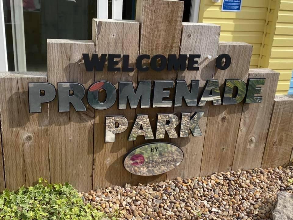 Holiday home Promenade 852 - Pet Friendly, Wifi And Just A Few Steps From The Beach, Close To Fantasy Island - Meadow Lakes Caravan & Hire Skegness