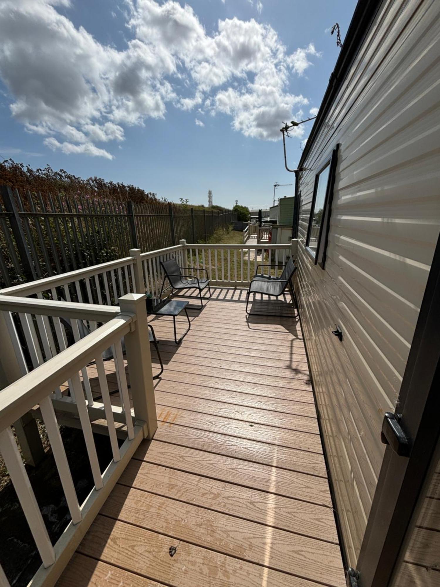 Holiday home Promenade 852 - Pet Friendly, Wifi And Just A Few Steps From The Beach, Close To Fantasy Island - Meadow Lakes Caravan & Hire Skegness